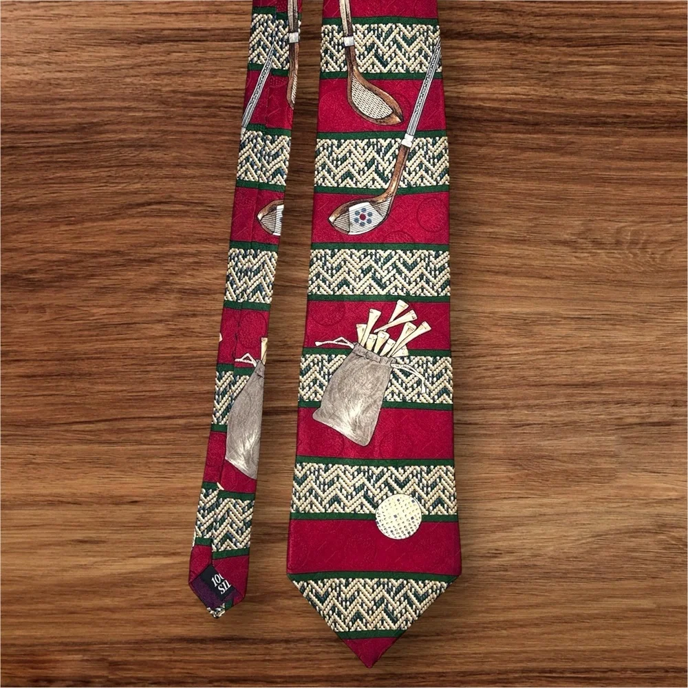 Evan Picone 58” Sport Tie. Golf Theme. 100% Silk